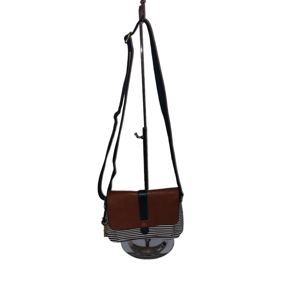 Fossil Ladies Leather Crossbody Bag